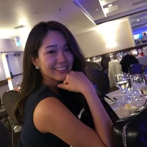 Meet your Posher, Caroline